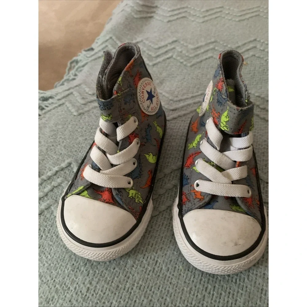 Converse Chuck Taylor All-Star Gray Dinoverse High Top Sneaker Shoes Infant Sz 5